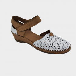 Zapatos de piel marca Erase