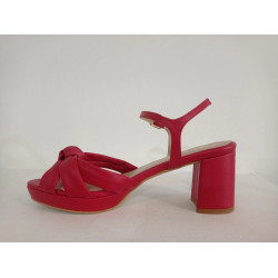 Sandalia nudos roja