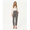 Pantalón Surkana largo recto talle alto crepe estampado Negro