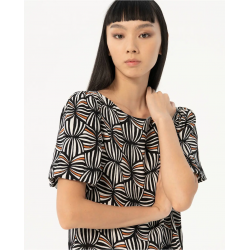 Vestido Surkana corto y recto crepe estampado negro