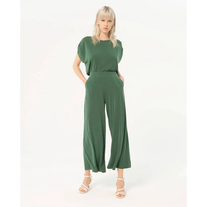 Pantalón Surkana cropped ancho y elástico liso Kaki